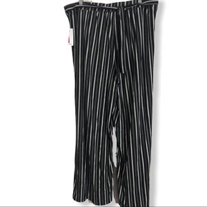 Bobbie Brooks  black white stripe wide leg pants